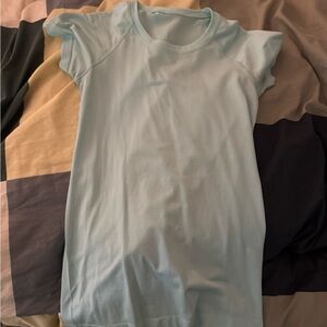 EUC Lululemon Swiftly Hip Length size 8